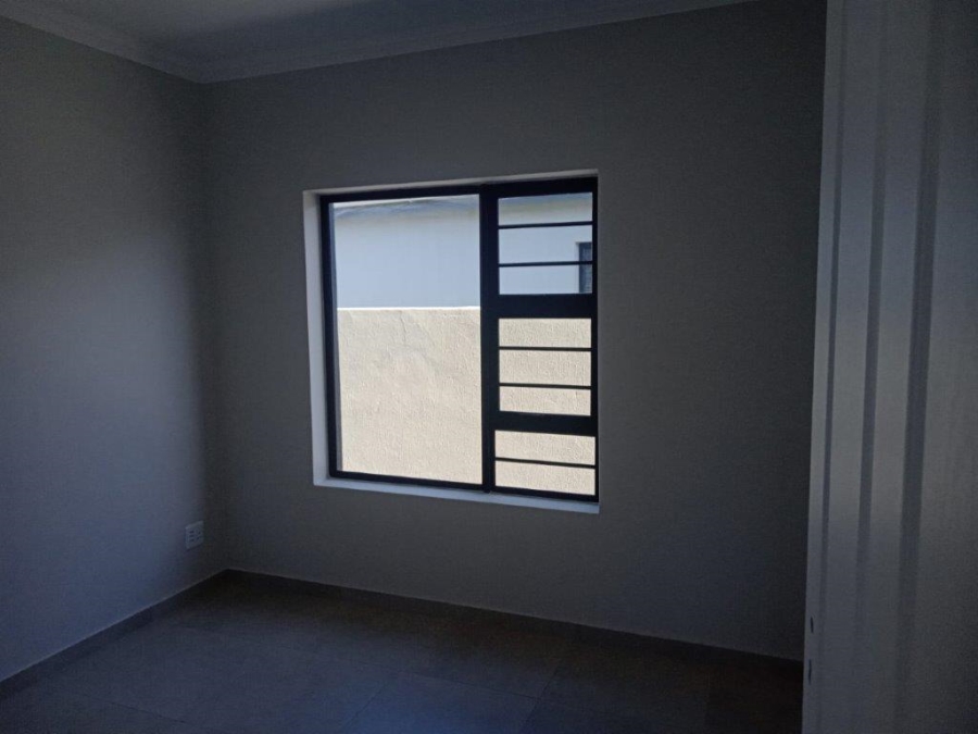 3 Bedroom Property for Sale in Wavecrest Eastern Cape